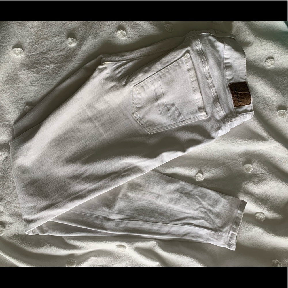 Womens White skinny jeans • American eagle